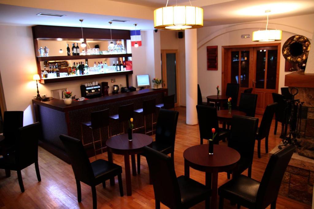 Hotel De Paris Tiranë Eksteriør bilde