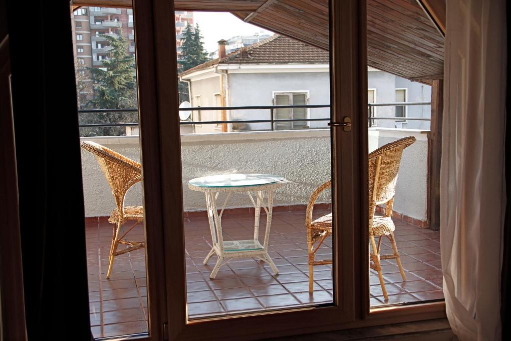 Hotel De Paris Tiranë Eksteriør bilde