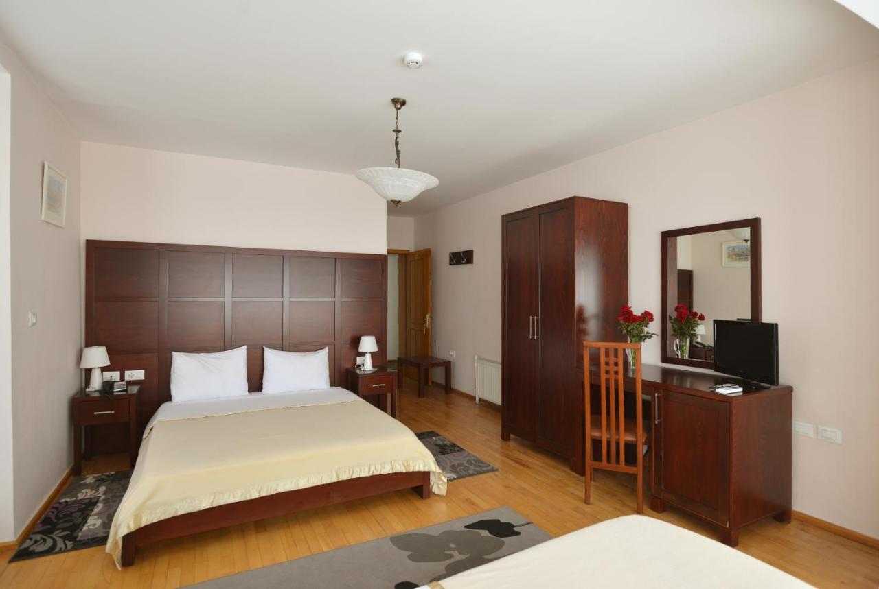 Hotel De Paris Tiranë Eksteriør bilde